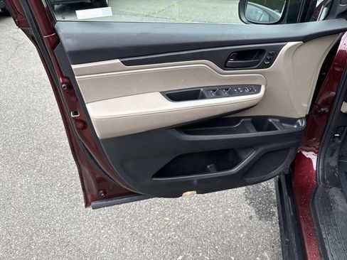 Used 2019 Honda Odyssey EX-L image 13
