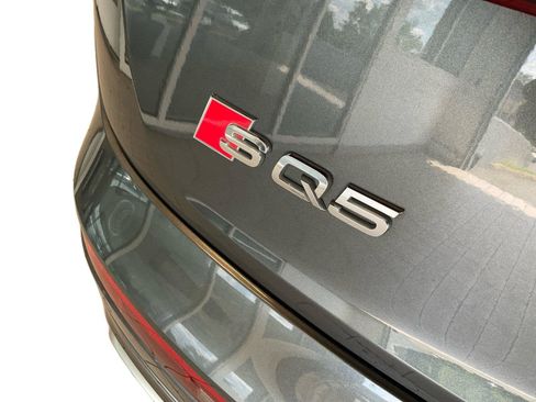 Used 2018 Audi SQ5 Prestige AWD/4WD image 14