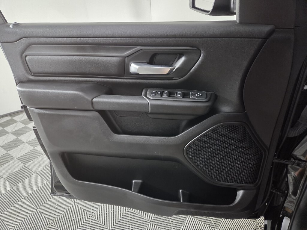 Used 2025 RAM 1500 Tradesman w/ Night Edition AWD/4WD image 23