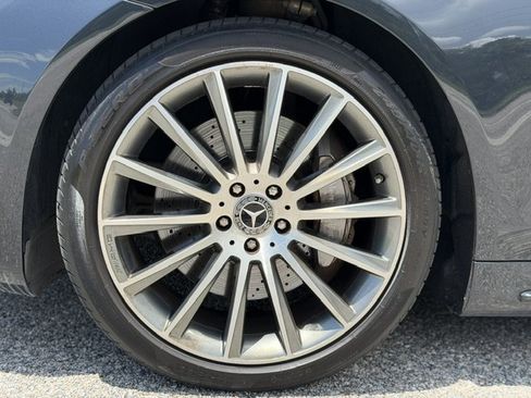 Used 2017 Mercedes-Benz S 550 Sedan image 9