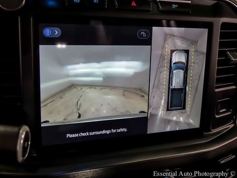 Used 2023 Ford F350 Lariat AWD/4WD image 21