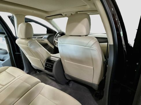Used 2021 Cadillac XT5 Premium Luxury w/ LPO, Floor Liner Package AWD/4WD image 32