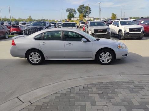 Used 2013 Chevrolet Impala LT w/ LT Sunroof Package FWD image 2