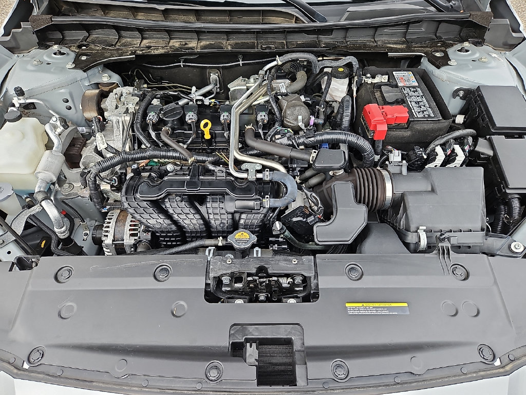 Certified 2023 Nissan Altima 2.5 SR w/ SR Premium Package FWD image 32