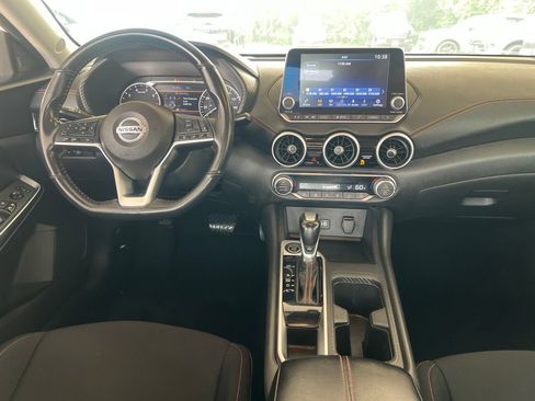 Certified 2023 Nissan Sentra SR FWD image 16