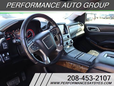 Used 2016 GMC Yukon XL Denali w/ Open Road Package AWD/4WD image 12
