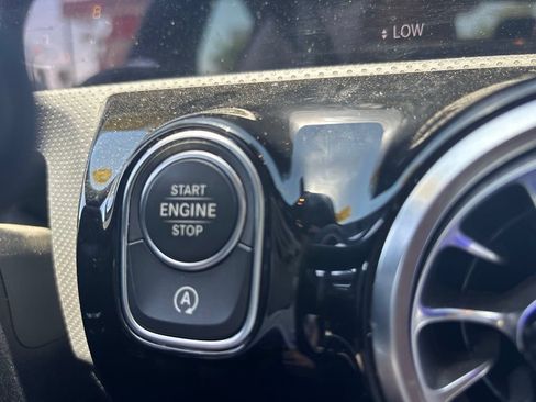 Used 2022 Mercedes-Benz CLA 250 image 26
