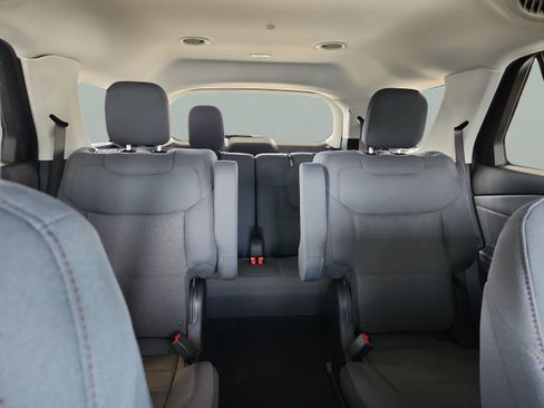 New 2026 Ford Explorer Active RWD image 18