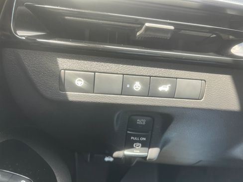 Used 2025 Nissan Murano SL AWD/4WD image 14