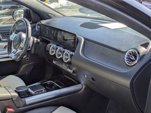 Used 2021 Mercedes-Benz GLA 45 AMG 4MATIC image 35