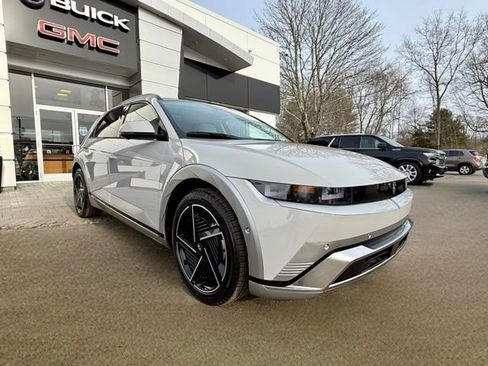 Used 2025 Hyundai Ioniq 5 Limited image 6