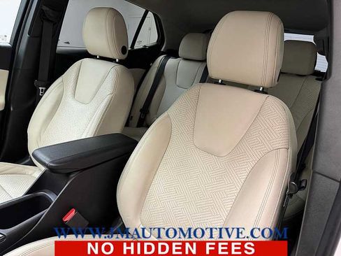 Used 2020 Buick Encore GX Essence w/ Experience Buick Package AWD/4WD image 14