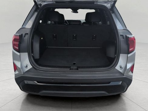 Used 2026 GMC Terrain Elevation w/ Elevation Premium Package AWD/4WD image 13