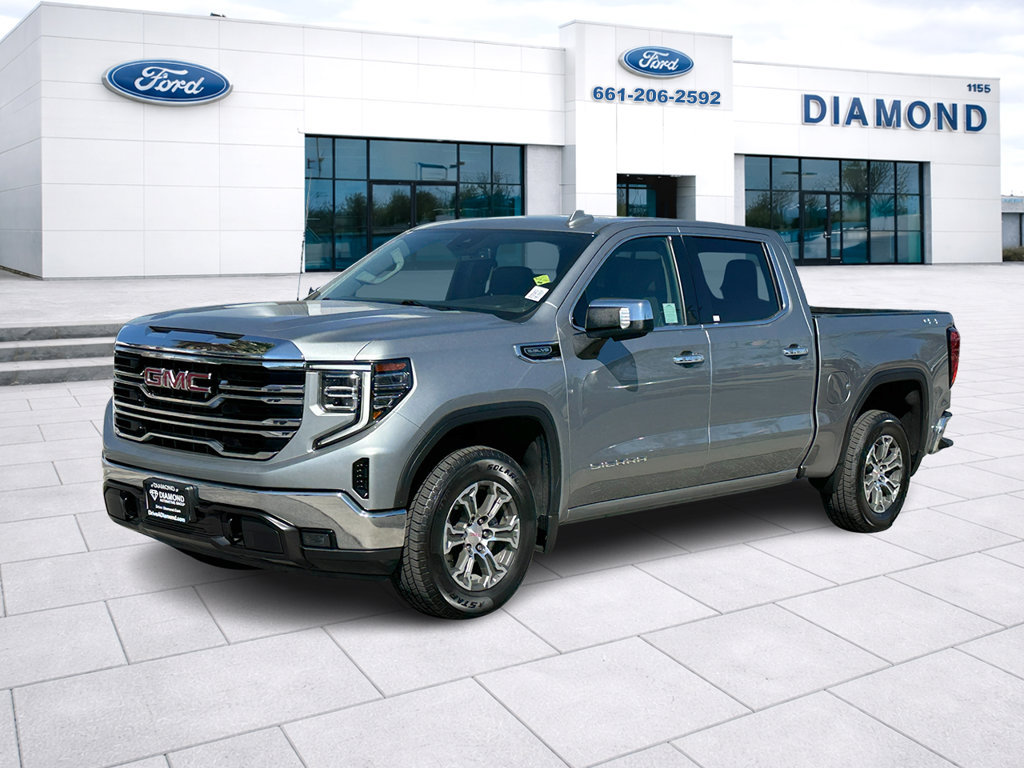 Used 2025 GMC Sierra 1500 SLT AWD/4WD image 1