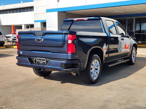 Used 2022 Chevrolet Silverado 1500 Custom w/ Safety Confidence Package RWD image 6