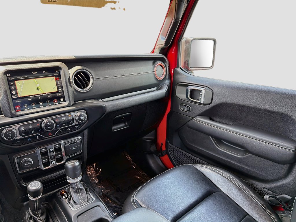 Used 2021 Jeep Wrangler Unlimited Sahara w/ Cold Weather Group AWD/4WD image 25