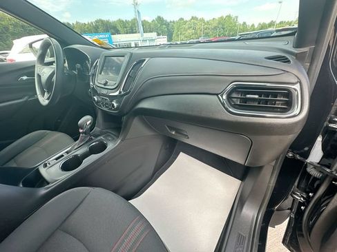 Used 2024 Chevrolet Equinox RS FWD image 32