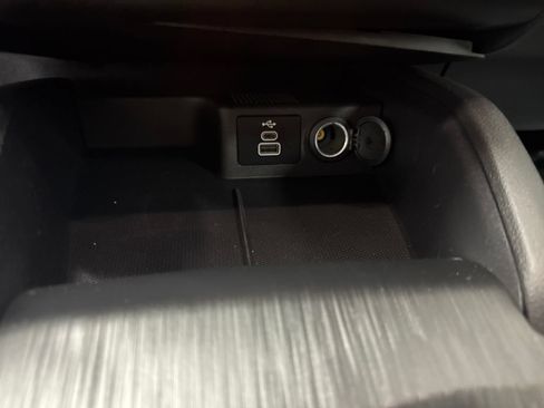 Certified 2024 Ford Escape Active AWD/4WD image 35