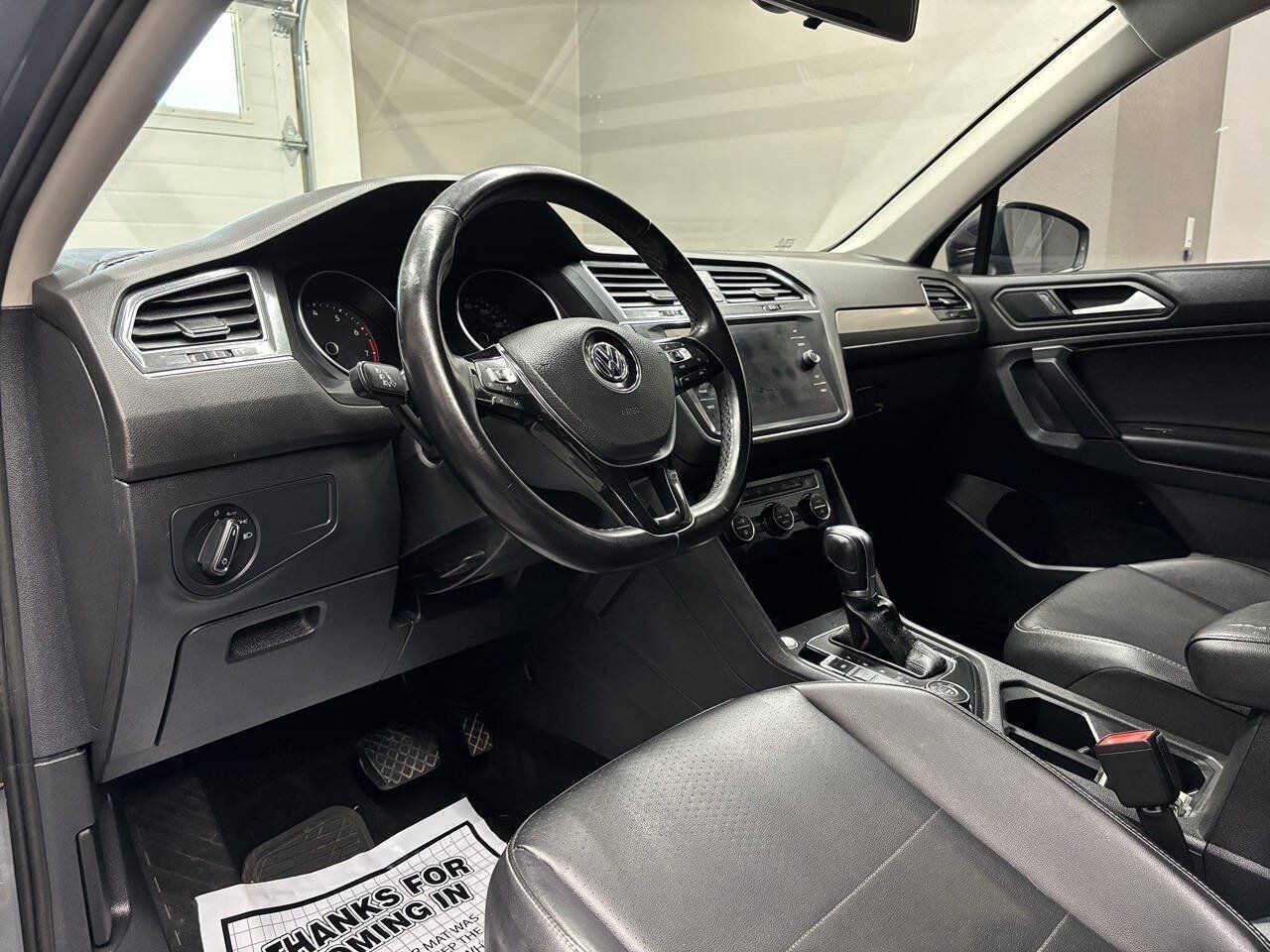 Used 2019 Volkswagen Tiguan SE w/ 3rd Row Seat Package AWD/4WD image 14