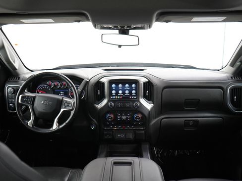 Used 2019 Chevrolet Silverado 1500 LT Trail Boss AWD/4WD image 13