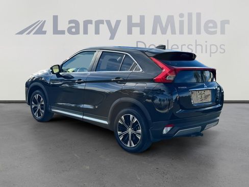 Used 2018 Mitsubishi Eclipse Cross SEL image 3