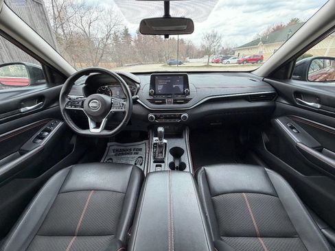 Used 2019 Nissan Altima 2.5 SR w/ SR Premium Package image 10