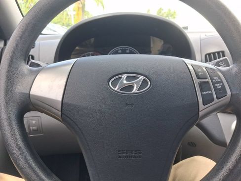 Used 2010 Hyundai Elantra GLS FWD image 28