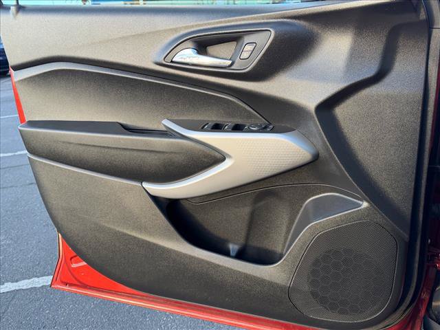 Certified 2024 Chevrolet Trax LS w/ LS Convenience Package FWD image 13