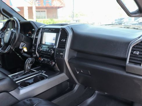 Used 2018 Ford F150 XLT w/ Equipment Group 302A Luxury AWD/4WD image 38