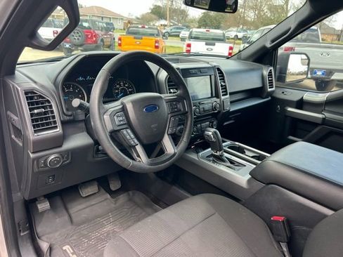 Used 2016 Ford F150 XLT w/ Equipment Group 302A Luxury image 15