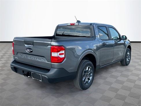 New 2025 Ford Maverick XLT image 4
