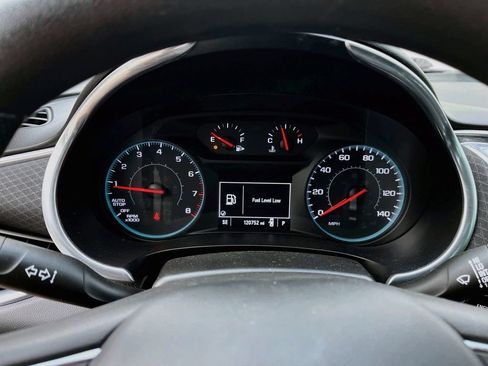 Used 2021 Chevrolet Malibu LT FWD image 11