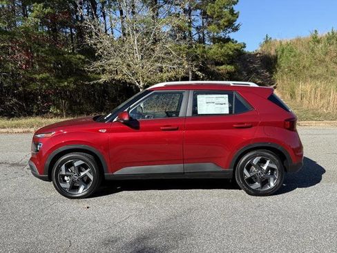 New 2026 Hyundai Venue SEL image 3