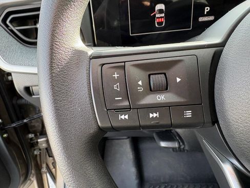 Certified 2025 Nissan Kicks SV image 13