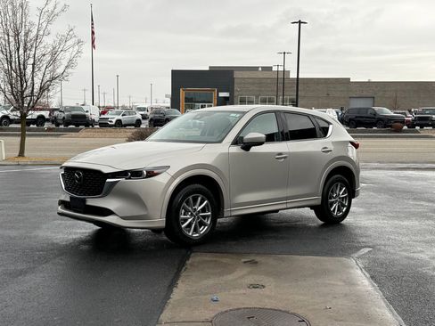 Used 2025 MAZDA CX-5 AWD 2.5 S w/ Preferred Package image 5