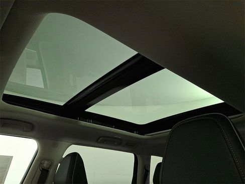 New 2026 INFINITI QX80 Luxe image 14