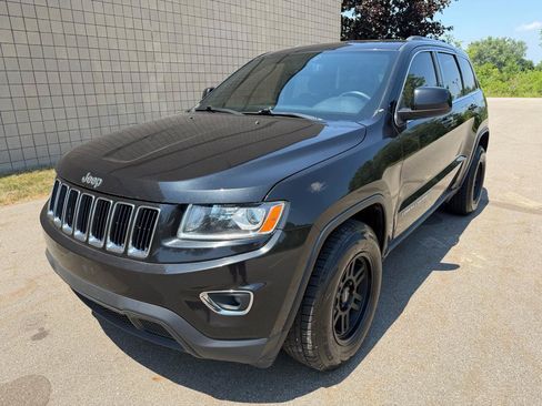 Used 2014 Jeep Grand Cherokee Laredo w/ Quick Order Package 23E AWD/4WD image 1