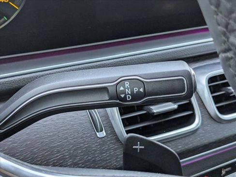 Used 2023 Mercedes-Benz GLE 450 4MATIC image 11
