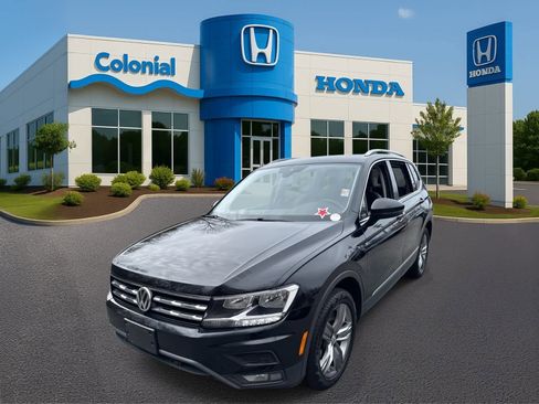 Used 2021 Volkswagen Tiguan SEL image 2