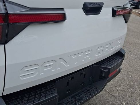 Used 2025 Hyundai Santa Cruz SEL FWD image 32