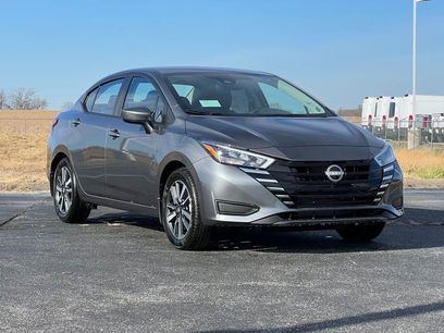 New 2025 Nissan Versa SV w/ Trunk Package