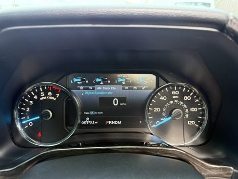 Used 2018 Ford F150 Lariat w/ Equipment Group 502A Luxury AWD/4WD image 2