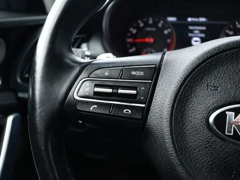 Used 2019 Kia Stinger Premium AWD/4WD image 13