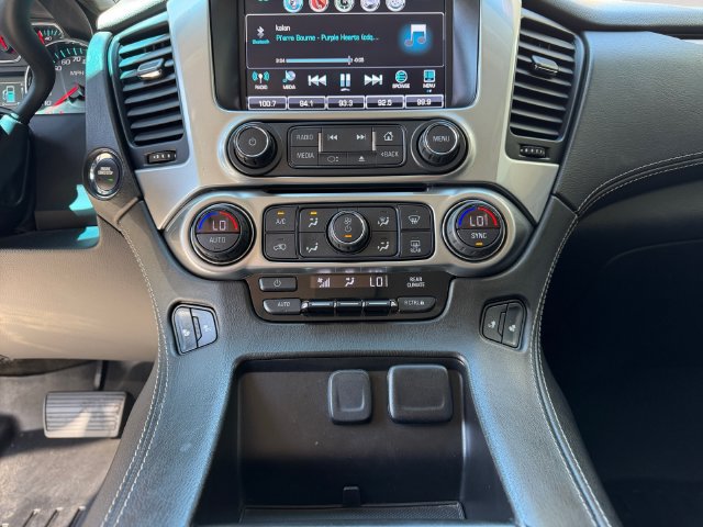 Used 2018 Chevrolet Tahoe LT w/ LT Signature Package AWD/4WD image 11
