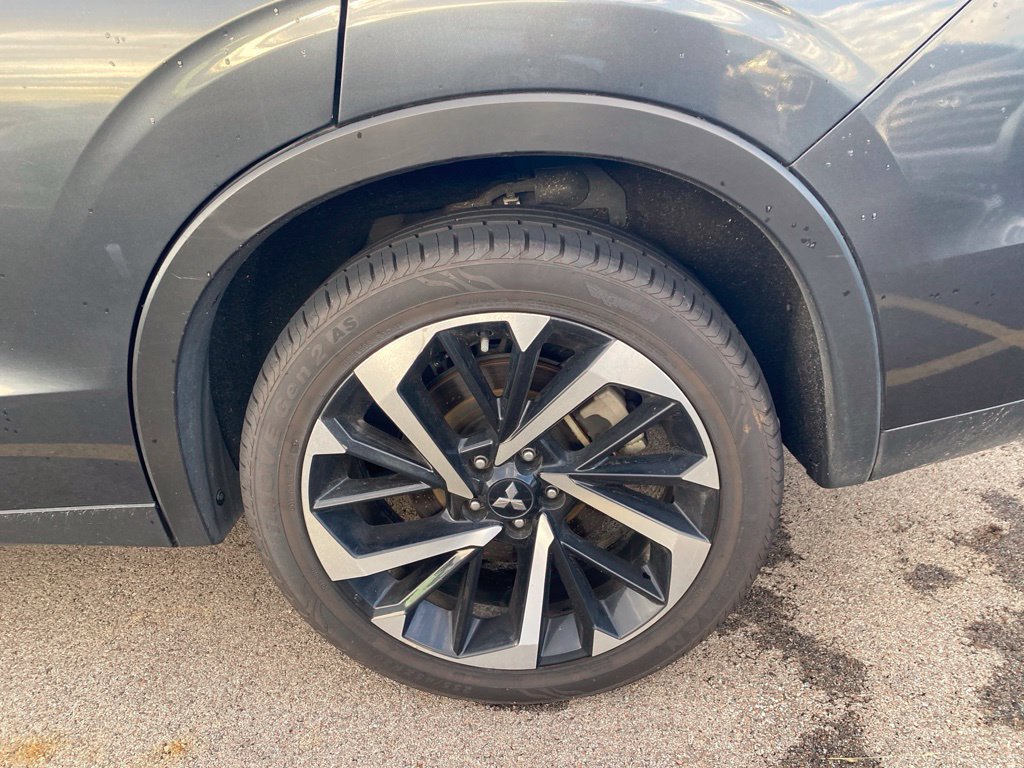 Used 2024 Mitsubishi Outlander SE AWD/4WD image 13