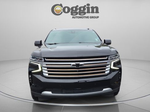 Used 2021 Chevrolet Tahoe High Country w/ Premium Package AWD/4WD image 9