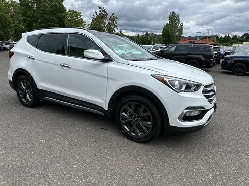 Used 2017 Hyundai Santa Fe Sport AWD/4WD image 8