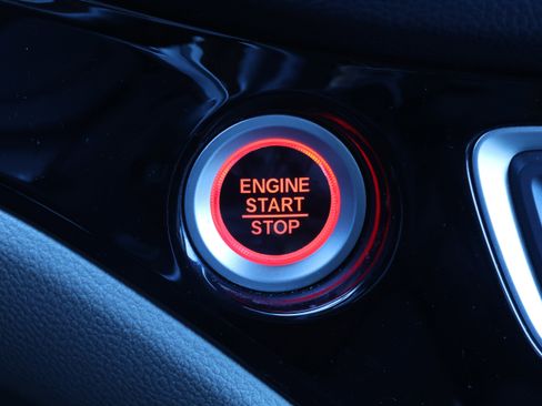 Used 2017 Honda Pilot Touring image 26