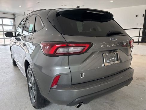 Used 2024 Ford Escape ST-Line w/ Cold Weather Package image 18