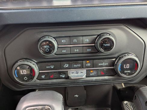 Used 2023 Ford Bronco Raptor AWD/4WD image 13